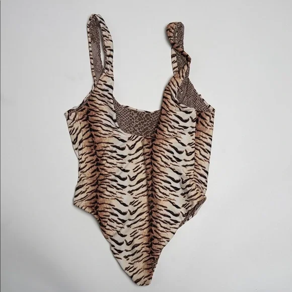 Acacia Swimwear Tiger Print One Piece - Picture 2 of 3